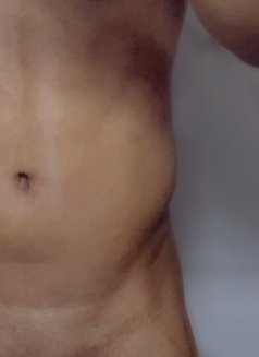 Papi - Male escort in Kilimani Photo 2 of 2