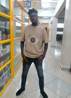 papi - Male escort in Nairobi Photo 6 of 9