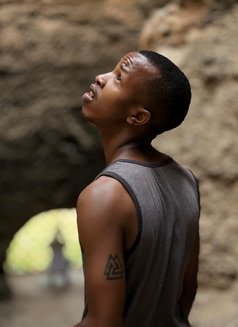 Pappi - Male escort in Nairobi Photo 2 of 2
