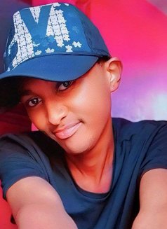 Paprika - Transsexual escort in Nairobi Photo 2 of 2