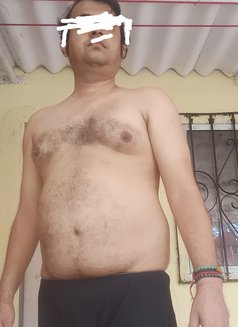 Serviceboy (Don't call directly) no gays - Male escort in Mumbai Photo 2 of 2