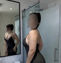 Parachi Singh - escort in Pune