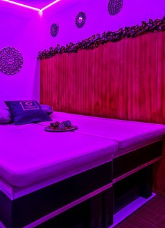 Paradise Lisbon Spa - Tantric Massage - masseuse in Lisbon Photo 12 of 30