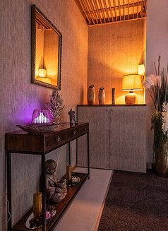 Paradise Lisbon Spa - Tantric Massage - masseuse in Lisbon Photo 18 of 30