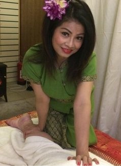 Paradiseon Spa = Adult Spa Nude Massage - puta in Hyderabad Photo 15 of 17