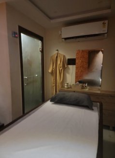 Paradiseon Spa Fullbody Erotic Massage - escort in Hyderabad Photo 14 of 26