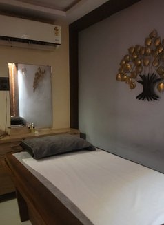 Paradiseon Spa Fullbody Erotic Massage - escort in Hyderabad Photo 20 of 26