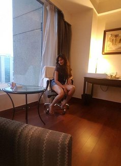 Paradiseon Spa = Kamasutra Massage Spa - puta in Hyderabad Photo 19 of 24