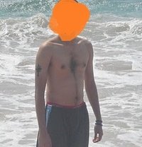 Indipendent - Acompañantes masculino in New Delhi