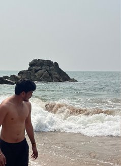 Param. - Acompañantes masculino in New Delhi Photo 11 of 11