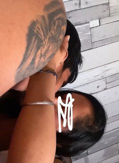 Param. Therapist for all - Acompañantes masculino in New Delhi Photo 6 of 9