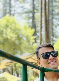 Paramvir - Male escort in Chandigarh Photo 5 of 6