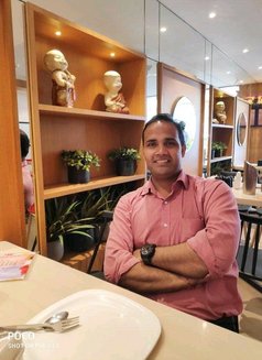 Paras - Male escort in Mumbai Photo 1 of 1
