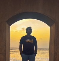 Paras - Acompañantes masculino in Mumbai
