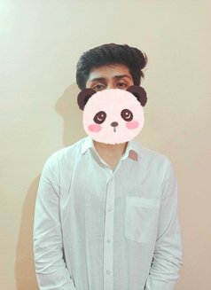 Paras - Acompañantes masculino in Pune Photo 1 of 7