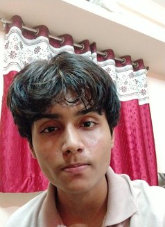 Paras - Male escort in Pune Photo 1 of 4