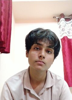 Paras - Male escort in Pune Photo 2 of 4