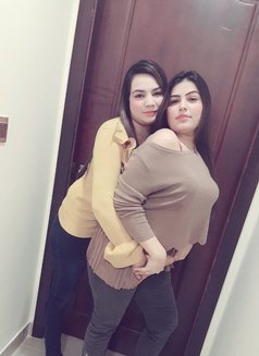 Pareet & Humma Lesbian Girls - puta in Dubai Photo 1 of 4