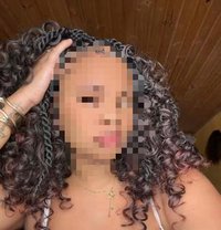 Licnna - escort in Lomé