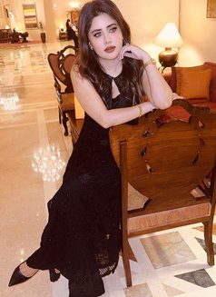 Pari Amani Vip Companion - puta in Dubai Photo 3 of 5