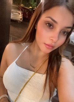 Pari College Student - escort in Sharjah Photo 2 of 2