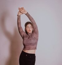 Pari Bahrain - escort agency in Al Juffair