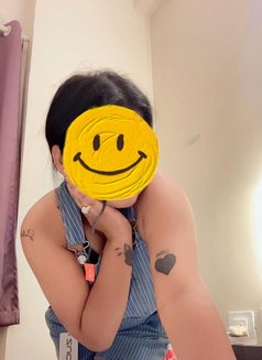 Pari Independent - escort in Noida Photo 2 of 5