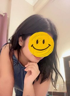 Pari Independent - escort in Noida Photo 3 of 5