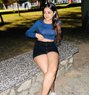 Pari - puta in Dubai Photo 1 of 8