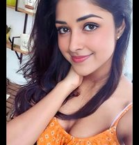 Pari - puta in Dubai