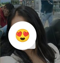 Pari real meet and cam service - escort in New Delhi Photo 1 of 4