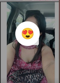 Pari - puta in New Delhi Photo 4 of 4