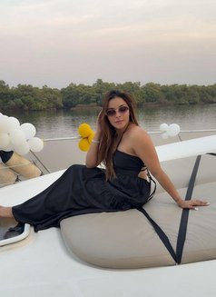 Pari Indian Model - escort in Abu Dhabi Photo 3 of 3