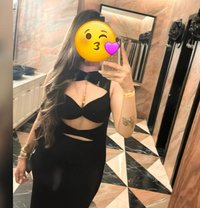 Pari Indipendent (Cam & Meet) Escort - puta in Chennai Photo 1 of 4