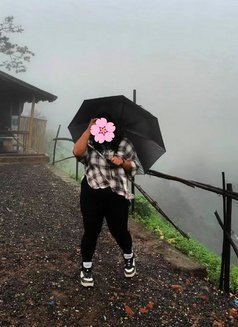 Pari meet n webcam independent - escort in Navi Mumbai Photo 2 of 4