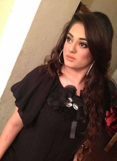 Pari Pakistani Stage Actress - escort in Dubai Photo 2 of 4