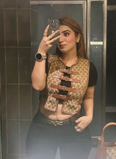 Pari Sharma - escort in Dubai Photo 3 of 6