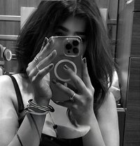 Pari singh Real meet and Cam service - escort in Kolkata Photo 3 of 3