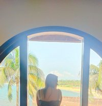 Pari23y, Sexy Teen, Best Gfe –Educated - escort in Hyderabad Photo 1 of 2