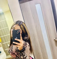 Pari23y, Sexy Teen, Best Gfe –Educated - puta in Hyderabad