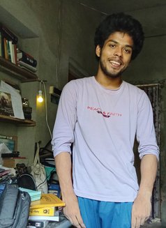 Parijat Ray - Male escort in Kolkata Photo 1 of 2