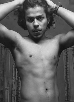 Parijat Ray - Male escort in Kolkata Photo 2 of 2