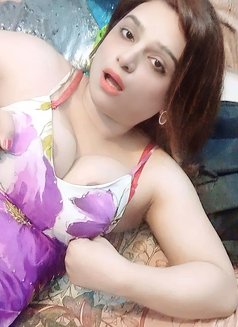 Parinita - Acompañantes transexual in Bangalore Photo 30 of 30