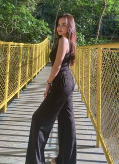 Paris - escort in Makati City Photo 2 of 18