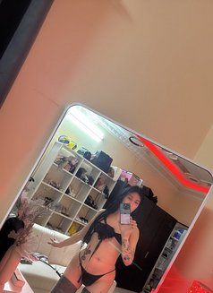 PARIS - Transsexual escort in Ras al-Khaimah Photo 22 of 25