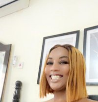 Paris - escort in Al Manama
