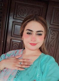 Parisa Model - escort in Riyadh Photo 7 of 12