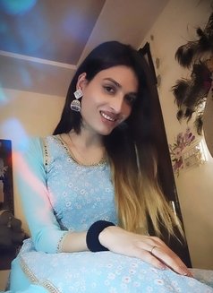 Pariss ( Cam And Real Meet) - Transsexual escort in New Delhi Photo 6 of 10