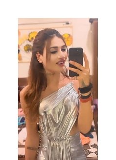 Pariss ( Cam And Real Meet) - Transsexual escort in New Delhi Photo 10 of 10