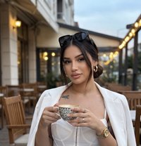 Parla - escort in İstanbul